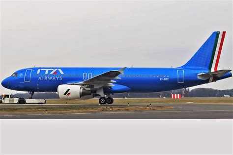 ITA Airways Unveils First Aircraft With Its Livery Air Data News