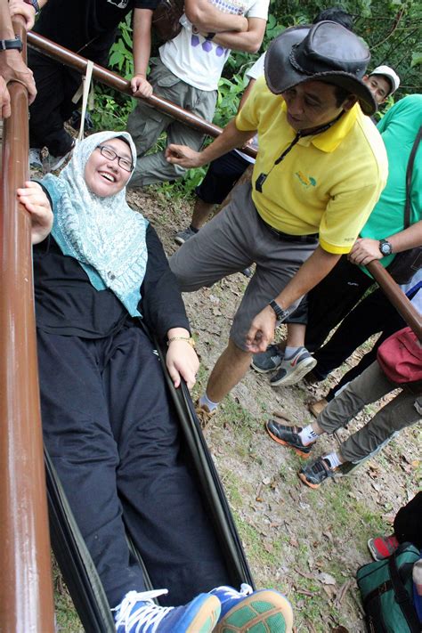 Your guide to movie theaters. Try hammock sleeping | Sarawak, Kuching, Camping