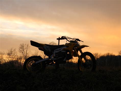 How to set a bikes wallpaper for an android device? Motocross - Sunset 4k Ultra HD Wallpaper | Background ...