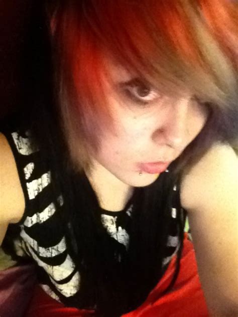 Emo Girl Emo Girls Photo 35501123 Fanpop