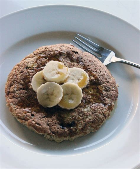 If you replace the chocolate chips with raisins, all the better. Enjoy a Low-Calorie, High-Fiber Oatmeal Pancake | Recipe ...
