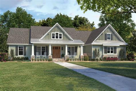 4 Bedroom Craftsman Influenced Farmhouse Plan With Vaulted Great Room