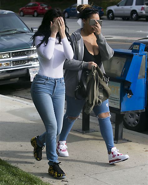 Kylie Jenner Booty In Jeans 43 GotCeleb