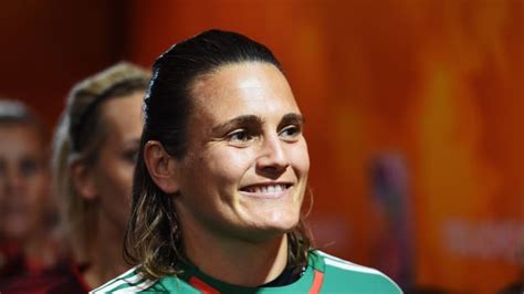 Nadine marejke angerer was born in november 1978 in lohr a main, west germany. FIFA Women's World Cup 2019™ - News - Nadine ANGERER (GER ...