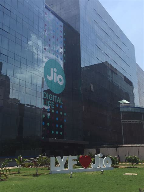 Reliance Jio And Nxp Semiconductors Collaborate On 5g Hardware For
