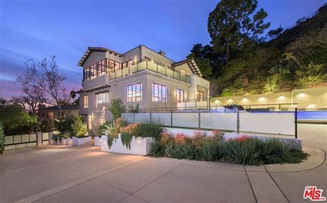 Why Is Rihannas Hollywood Hills House Incredible Celebrity Homes