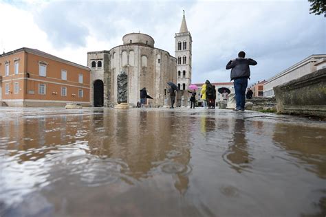 Zadarski Grad Zadar na sudu zbog poplave 2012 Osiguranje tražilo