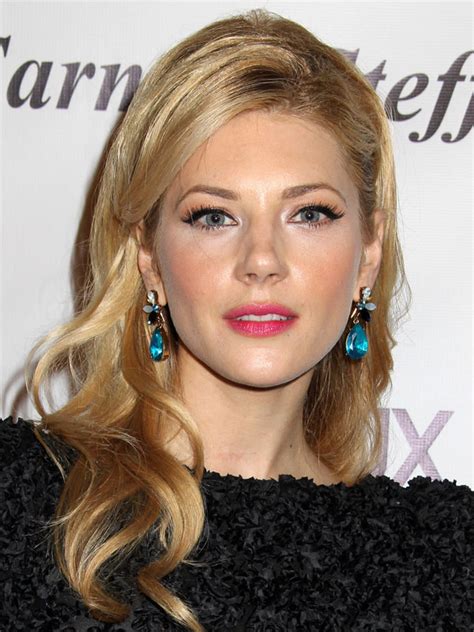 Jun 17, 2021 · une série très importante aux yeux de michael cimino, même si l'acteur l'a confessé, son rôle de victor lui attire régulièrement des messages de haine et menaces de mort. Katheryn Winnick - AlloCiné