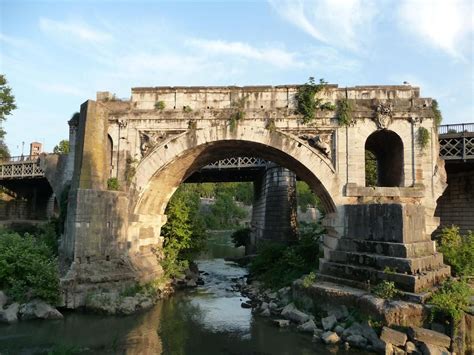 Remains Of Pons Aemilius Ponte Rotto In Rome The Oldest Stone Bridge