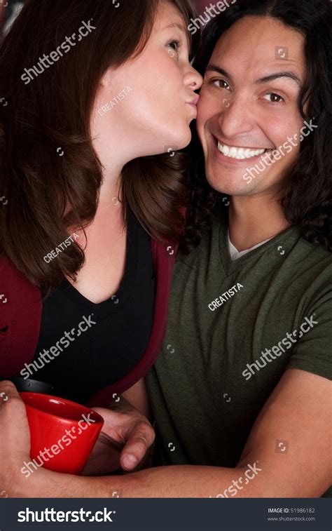 White Native American Interracial Kissing Couple Foto Stok 51986182 Shutterstock