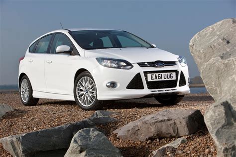 Ford Focus Zetec S Unveiled With 180 Hp 16 Ecoboost Autoevolution