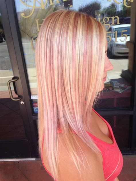 Blonde With Pink Highlights Pink Hair Highlights Blonde Hair With