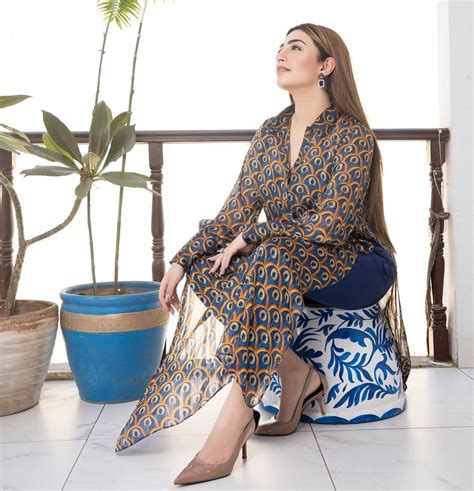 Nawal Saeed Flaunts Her Elegant Looks In Beautiful Attire