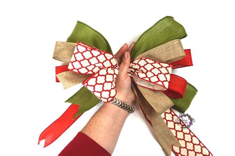 How To Make A Bow With Multiple Ribbons Making Bows For Wreaths