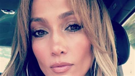 Jennifer Lopez Reveals Why She Chose Not To Give Cardi B Pregnancy Advice Youtube