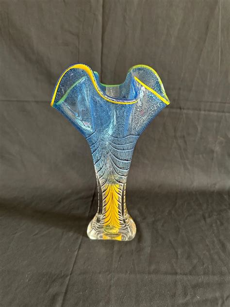 Elegant Adam Jablonski Signed Art Glass Vase