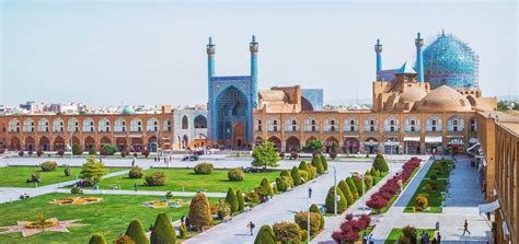 مسجد امام اصفهان جلوه معماری پارسی در رنگ و نقش کجارو