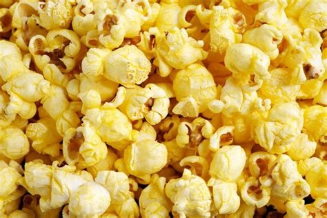 I Ate Popcorn Every Day For A Week—heres What Happened The Healthy