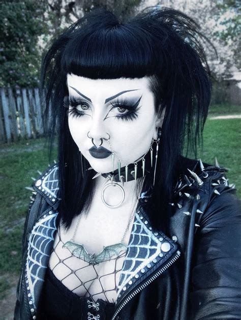 Pin By Undeadsuburbia On Goth Girls Cute Goth Outfits Goth Makeup Cute Goth