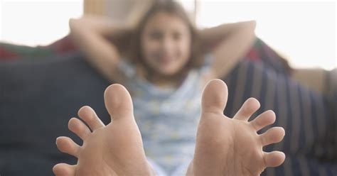 What Can Cause Sudden And Severe Itchy Feet In A Child Livestrongcom