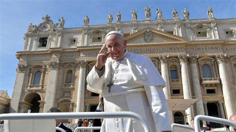 Follow vatican news for updates and information on the daily activities of pope francis. Collaborators felicitate Pope on election anniversary ...
