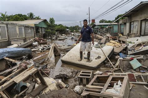 fotos la fuerza de los huracanes azota honduras internacional el paÍs