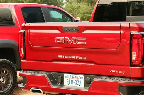 We Get Our Hands On The Gmc Sierra 1500s Multipro Tailgate