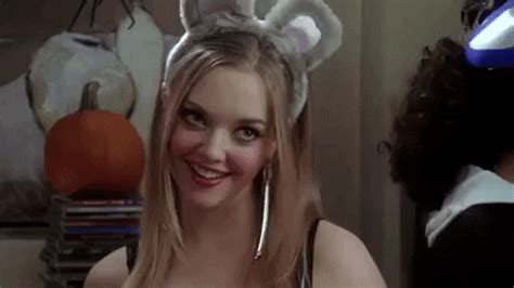 Amanda Seyfried Mouse Gif Find Share On Giphy My Xxx Hot Girl