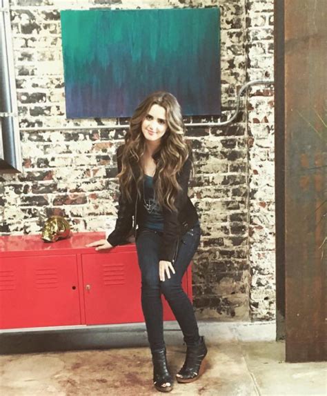 Laura Marano Daily On Twitter Laura Marano Marano Laura