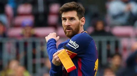 Он играет на позиции правый вингер. Lionel Messi likely to miss Barcelona's La Liga game ...