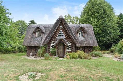Incredible Fairy Tale Homes That People Can Actually Live In