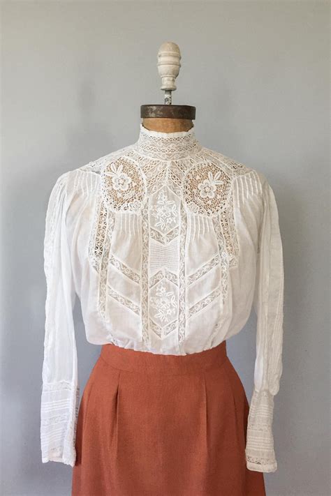 Vintage Edwardian 1900s White Lace Gibson Girl Doen Style Puff Sleeve