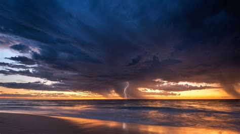 Download Horizon Cloud Australia Lightning Storm Nature Ocean Hd Wallpaper