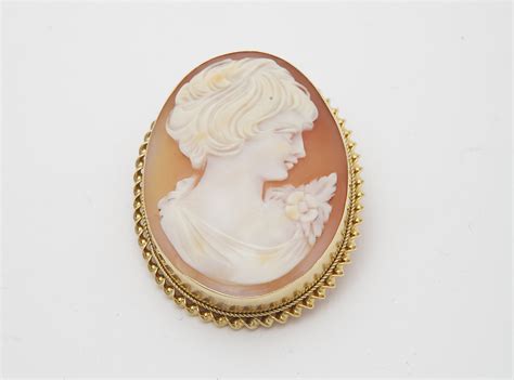 Vintage Cameo Brooch Gray S Jewellers
