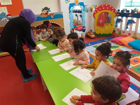 Simple Science: How to Make a Volcano with Kids