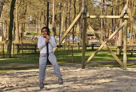 Eindelijk is het dan weer zo ver de kabelbaan is weer in gebruik. Beringen - Nieuwe kabelbaan in Koerselse speeltuin ...
