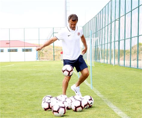 Sakat Futbolculara Zel Antrenman Futbol Antalyaspor Resmi Nternet