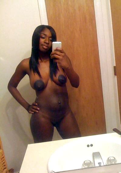 Big Booty Black Girl Nude Selfie Photos Et Galeries