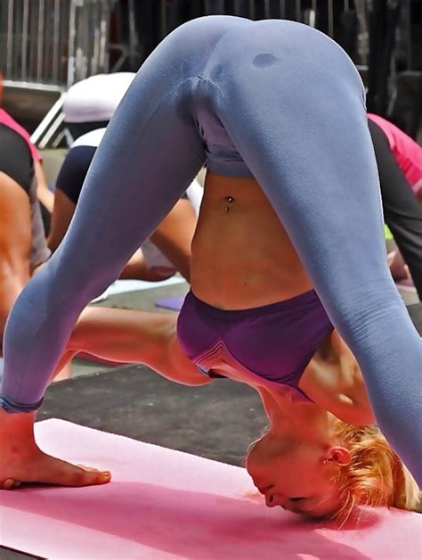 Campus Creep Shot Girls In Yoga Pants Hot Sex Picture