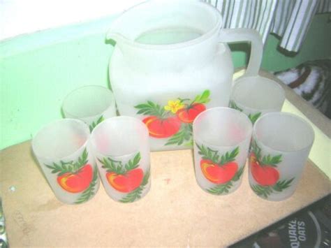 VINTAGE Hazel Atlas Frosted Gay Fad Tomato Juice Pitcher And Glass Set