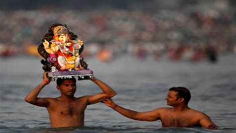 Ganesh Visarjan 2017 As It Happened Celebrations Marred In Maharashtra As At Least 12 Dead