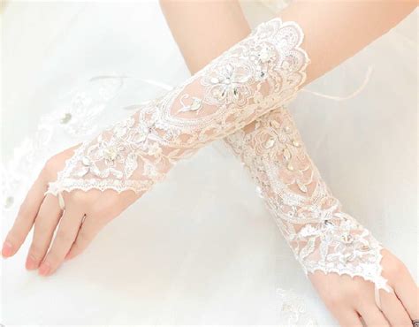 By vintagegown | posts, vintage gloves, vintage weddings. Hot! Women Wedding Bridal Lace Gloves Accessories Bride ...