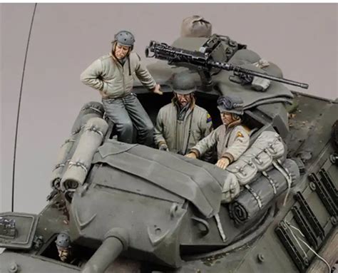 135 Scale Ww2 American Tank Crews Four Wwii Figure Resin Model Kit