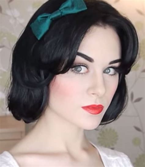 Encourage the students to experiment with other household items. 40 Easy Halloween Makeup Ideas & Tutorials 2017 - Cool Halloween Costumes With Makeup