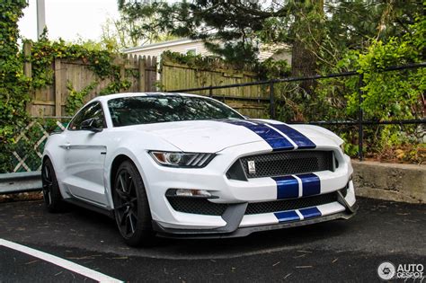 2013 ford mustang shelby gt500 convertible review notes: Ford Mustang Shelby GT 350 2015 - 30 mai 2017 - Autogespot