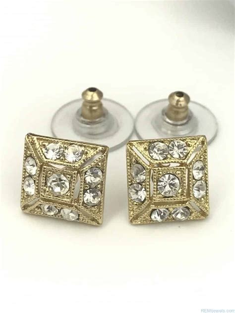 4.0 out of 5 stars 4. Gold Tone Square Round Glass Stone Earrings - Fashion Jewelry