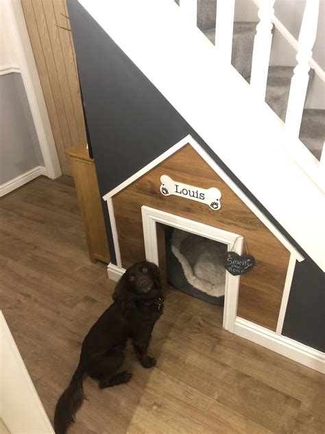 Dogs Bed Under The Stairs Dog Bedroom Dog Rooms Under Stairs Dog House