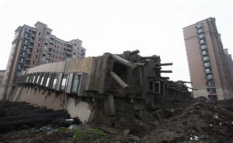 Structural failures | building failures. 1993 - Highland Towers Collapse, Malaysia | CivilDigital