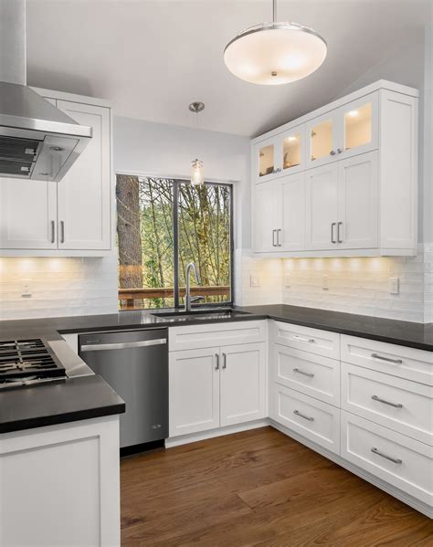 Kitchen Backsplash Ideas For White Cabinets Black Countertops Besto Blog