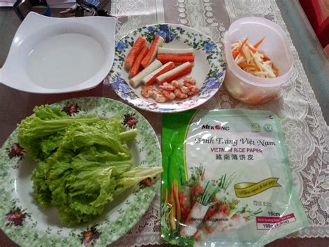 Filled with pork and prawn (shrimp) goodness, these easy vietnamese fried spring rolls are lightly fried for a crispy, crunchy and flavour packed appetiser. Diaries of Me: Meh Main Masak2 - Vietnamese Spring Rolls